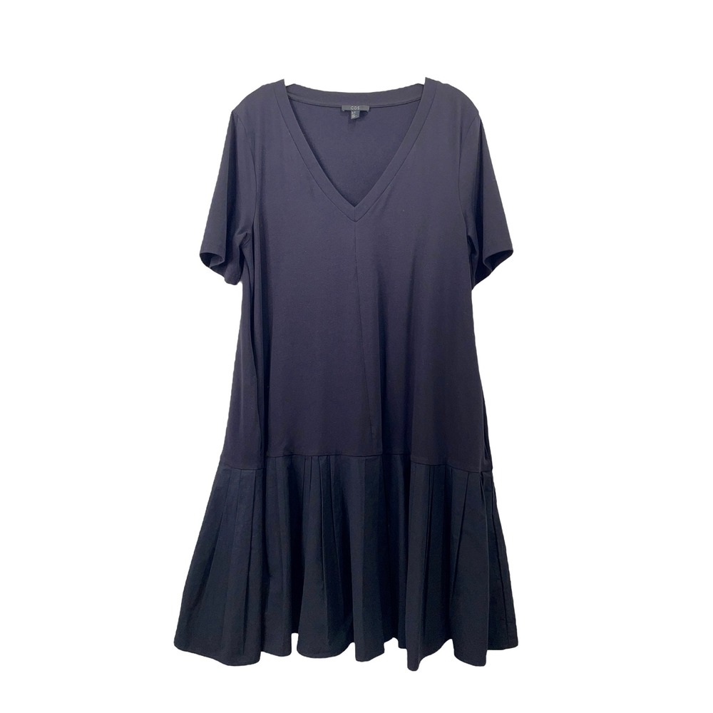 COS v neck pleated trim dress Size M black pockets t shirt‎ dress